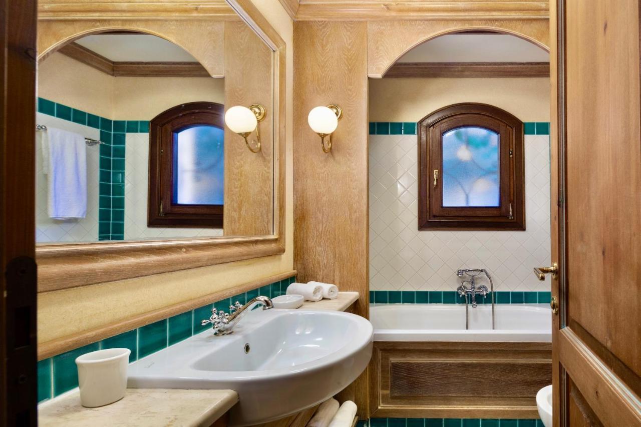 Residence Con Piscina A Liscia Di Vacca, 350 Mt Dal Mare, 3 Km Da Porto Cervo Eksteriør billede